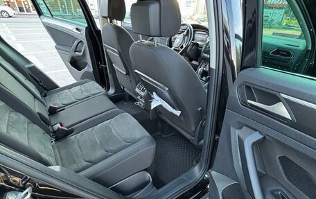 Volkswagen Tiguan II, 2018 год, 2 200 000 рублей, 12 фотография