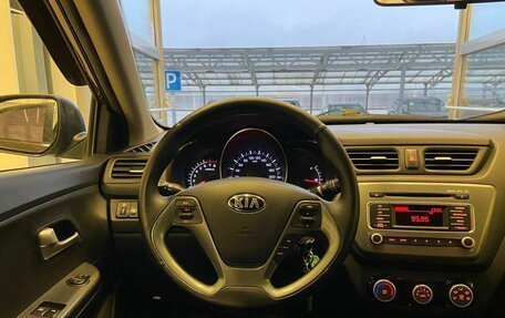 KIA Rio III рестайлинг, 2017 год, 1 000 000 рублей, 3 фотография