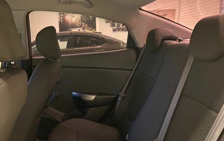 KIA Rio III рестайлинг, 2017 год, 1 000 000 рублей, 8 фотография