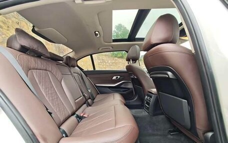 BMW 3 серия, 2022 год, 2 700 000 рублей, 11 фотография