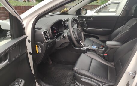 KIA Sportage IV рестайлинг, 2018 год, 1 750 000 рублей, 8 фотография