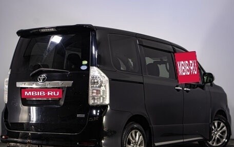 Toyota Voxy II, 2012 год, 1 469 000 рублей, 4 фотография