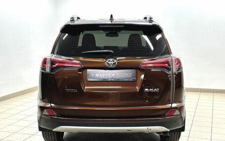 Toyota RAV4, 2017 год, 2 359 000 рублей, 5 фотография