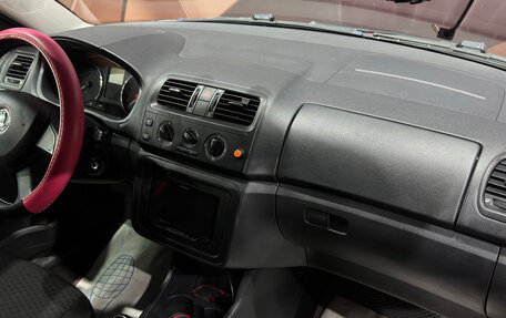 Skoda Fabia II, 2013 год, 690 000 рублей, 9 фотография