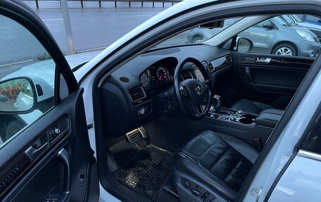 Volkswagen Touareg III, 2014 год, 2 750 000 рублей, 13 фотография