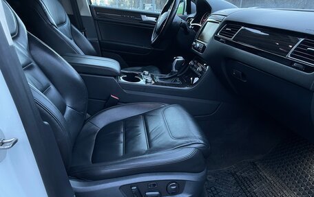 Volkswagen Touareg III, 2014 год, 2 750 000 рублей, 17 фотография