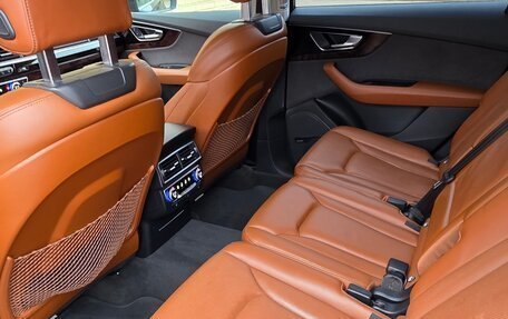 Audi Q7, 2016 год, 3 200 000 рублей, 10 фотография