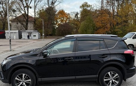 Toyota RAV4, 2017 год, 2 190 000 рублей, 6 фотография