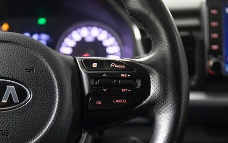 KIA Stonic, 2019 год, 1 749 000 рублей, 12 фотография