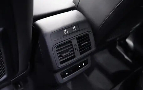 Audi Q5, 2025 год, 9 900 000 рублей, 27 фотография