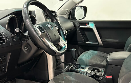 Toyota Land Cruiser Prado 150 рестайлинг 2, 2011 год, 2 999 000 рублей, 15 фотография