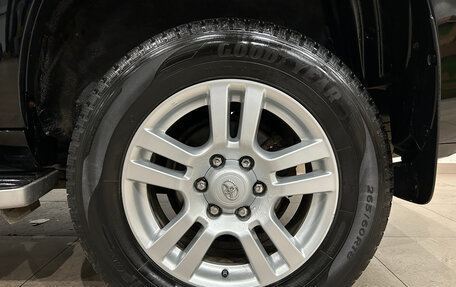 Toyota Land Cruiser Prado 150 рестайлинг 2, 2011 год, 2 999 000 рублей, 11 фотография