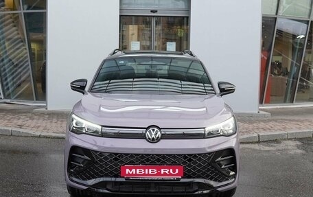 Volkswagen Tiguan, 2025 год, 4 900 000 рублей, 2 фотография