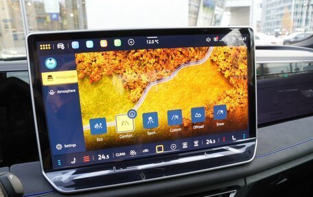 Volkswagen Tiguan, 2025 год, 4 900 000 рублей, 26 фотография