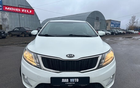 KIA Rio III рестайлинг, 2014 год, 750 000 рублей, 2 фотография