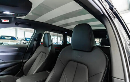 Audi A6, 2025 год, 11 500 000 рублей, 15 фотография