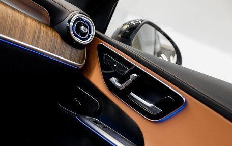 Mercedes-Benz GLC, 2024 год, 8 990 000 рублей, 19 фотография