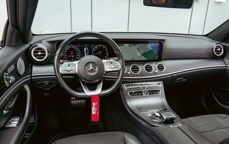 Mercedes-Benz E-Класс, 2019 год, 4 100 000 рублей, 6 фотография