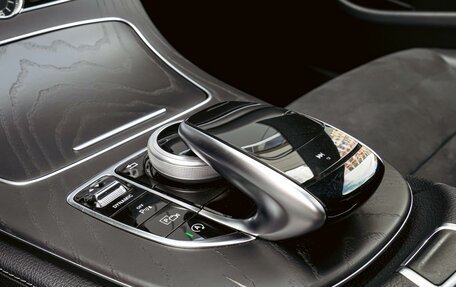 Mercedes-Benz E-Класс, 2019 год, 4 100 000 рублей, 13 фотография