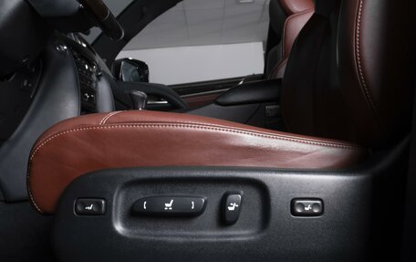 Lexus LX III, 2016 год, 5 899 000 рублей, 25 фотография