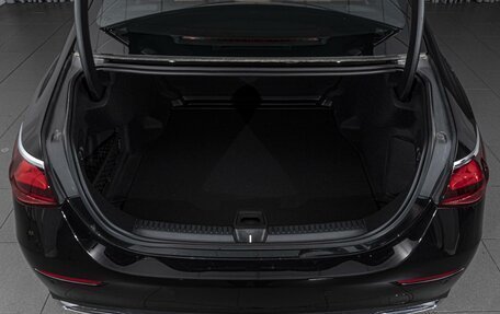 Mercedes-Benz E-Класс, 2025 год, 7 900 000 рублей, 28 фотография