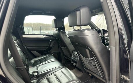 Volkswagen Touareg III, 2011 год, 1 628 000 рублей, 22 фотография