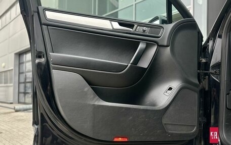 Volkswagen Touareg III, 2011 год, 1 628 000 рублей, 16 фотография