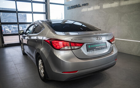 Hyundai Elantra V, 2014 год, 990 000 рублей, 6 фотография