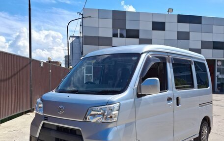 Toyota Pixis Van I, 2019 год, 920 000 рублей, 3 фотография