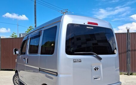 Toyota Pixis Van I, 2019 год, 920 000 рублей, 7 фотография