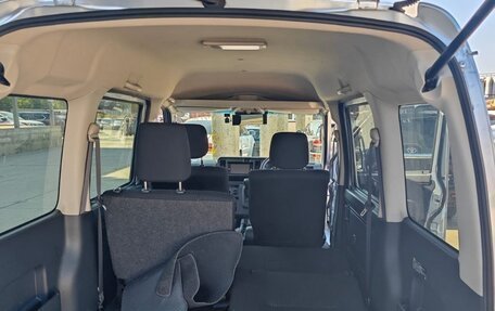 Toyota Pixis Van I, 2019 год, 920 000 рублей, 15 фотография