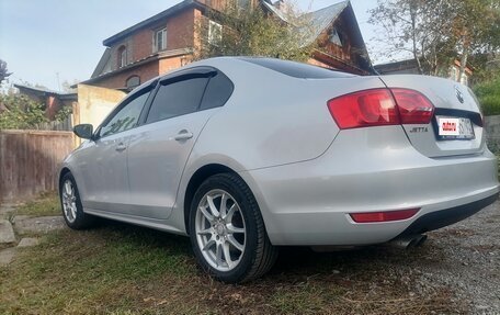 Volkswagen Jetta VI, 2012 год, 990 000 рублей, 3 фотография