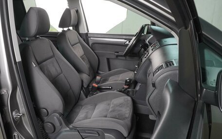 Volkswagen Touran III, 2011 год, 999 000 рублей, 8 фотография