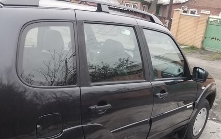 Chevrolet Niva I рестайлинг, 2012 год, 650 000 рублей, 5 фотография