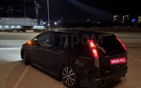 Honda Stream II, 2012 год, 1 450 000 рублей, 4 фотография