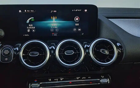 Mercedes-Benz GLA, 2021 год, 1 940 100 рублей, 13 фотография