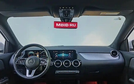 Mercedes-Benz GLA, 2021 год, 1 940 100 рублей, 7 фотография
