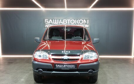 Chevrolet Niva I рестайлинг, 2015 год, 609 000 рублей, 2 фотография