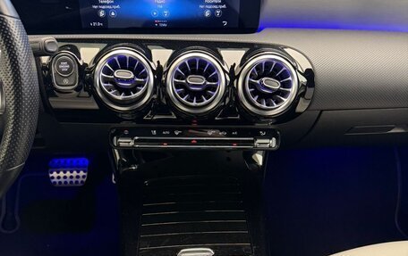 Mercedes-Benz CLA, 2021 год, 3 490 000 рублей, 21 фотография