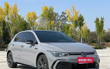Volkswagen Golf VIII, 2020 год, 1 295 650 рублей, 3 фотография