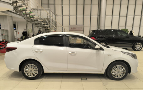 KIA Rio IV, 2019 год, 1 099 000 рублей, 8 фотография