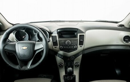 Chevrolet Cruze II, 2012 год, 635 000 рублей, 6 фотография