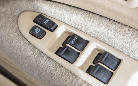 Toyota Vista V30, 2001 год, 679 000 рублей, 13 фотография