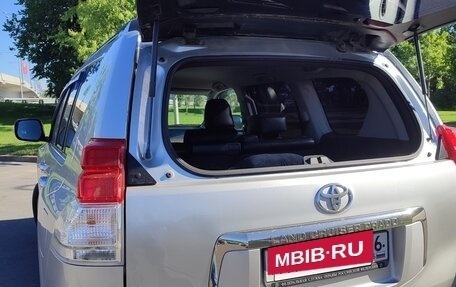 Toyota Land Cruiser Prado 150 рестайлинг 2, 2010 год, 2 950 000 рублей, 4 фотография