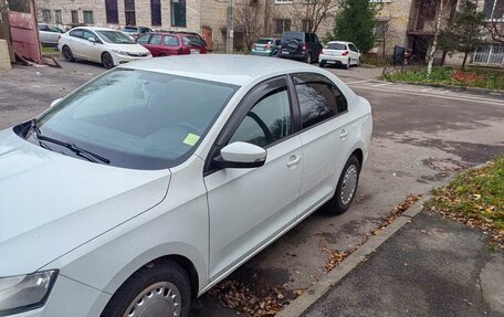 Skoda Rapid I, 2017 год, 1 000 000 рублей, 14 фотография