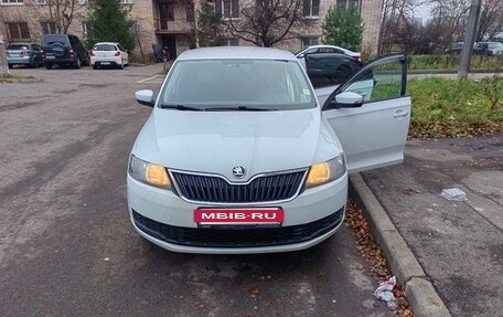 Skoda Rapid I, 2017 год, 1 000 000 рублей, 15 фотография