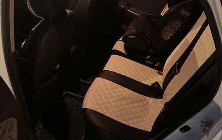 Hyundai Solaris II рестайлинг, 2012 год, 810 000 рублей, 7 фотография