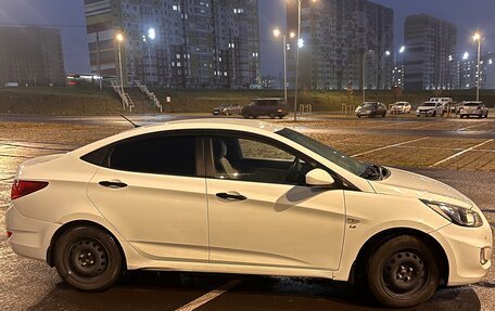 Hyundai Solaris II рестайлинг, 2012 год, 810 000 рублей, 4 фотография
