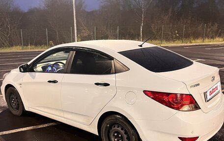 Hyundai Solaris II рестайлинг, 2012 год, 810 000 рублей, 12 фотография