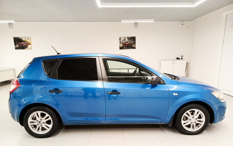 KIA cee'd I рестайлинг, 2011 год, 612 000 рублей, 4 фотография